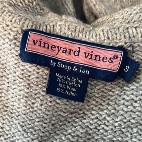 *Vinyard Vines - Size S - grey knit sweater with hood and loop close front - Picture 5 of 5
